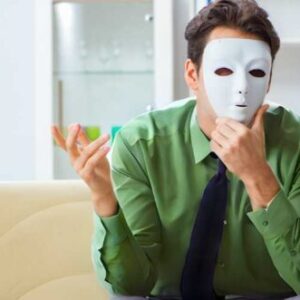 Naviguer dans le narcissisme : Une enquête intégrée et intégrale sur l'une des personnalités les plus complexes au monde